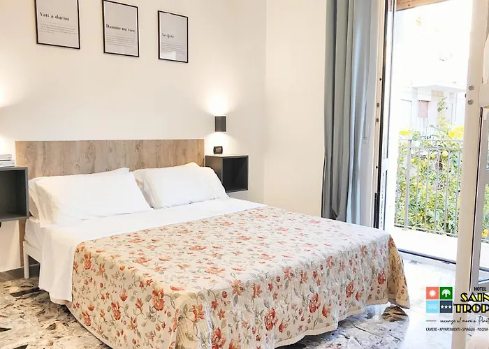 Saint Tropez - ピネート