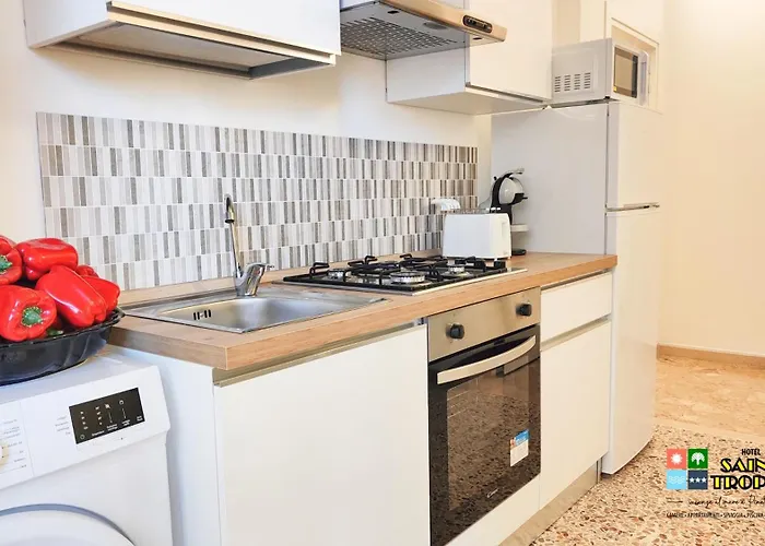 Saint Tropez - * Pineto